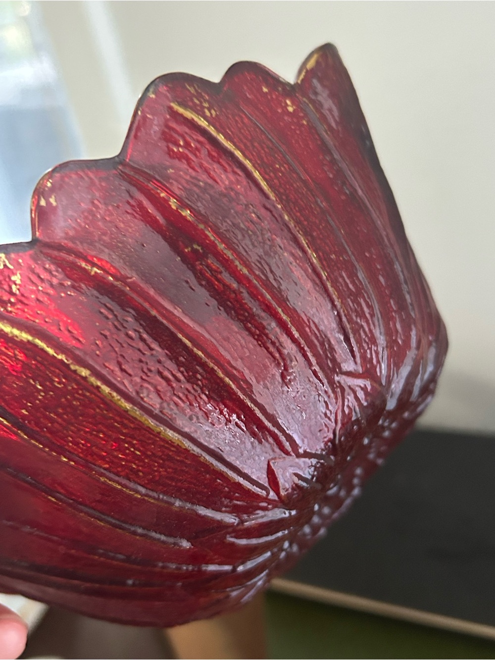 Indiana Glass Red Ruby Sunflower Bowl Scalloped edges - Picture 3 of 8